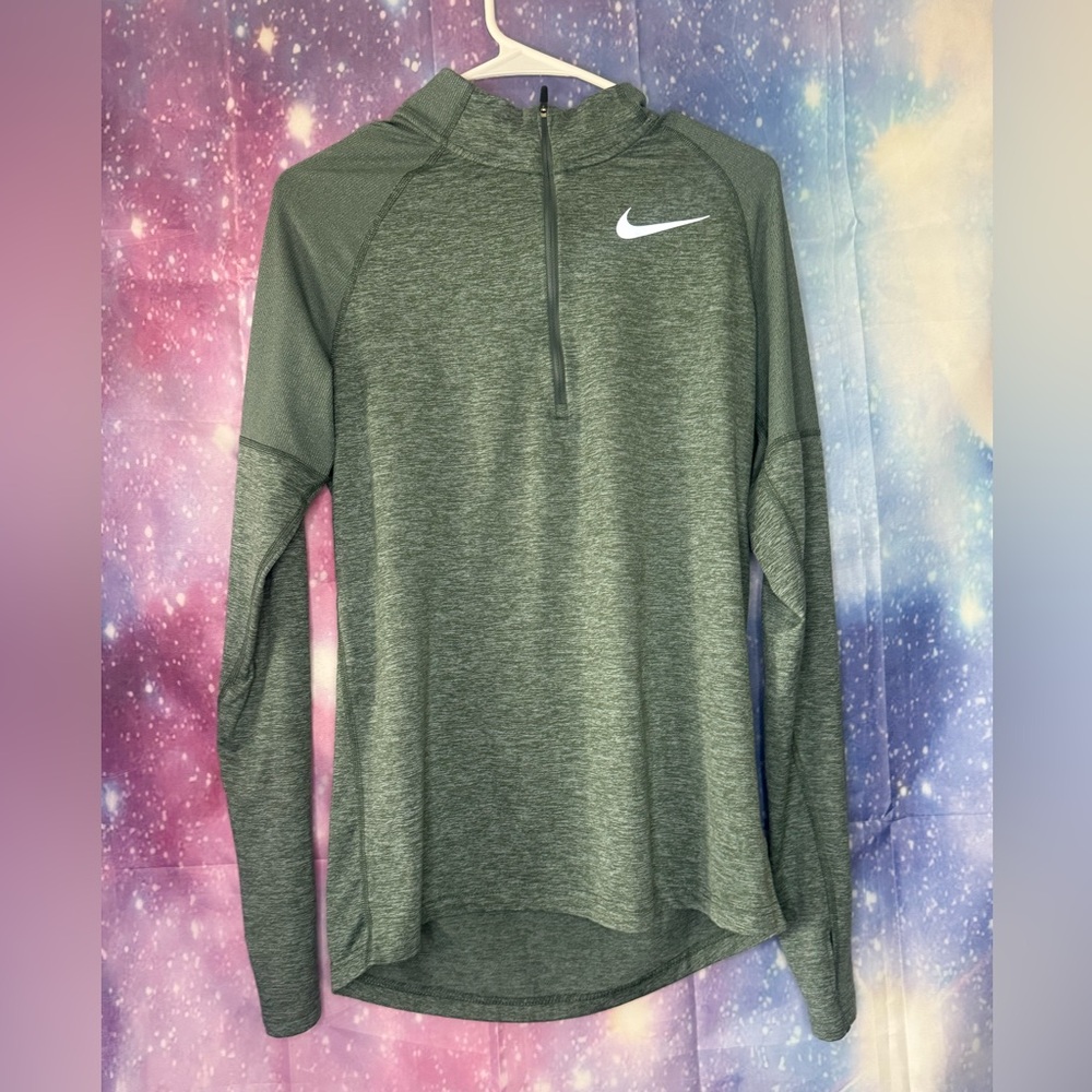 Nike running 3/4 zip 🛍